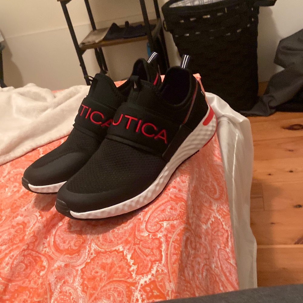 Mens shoes